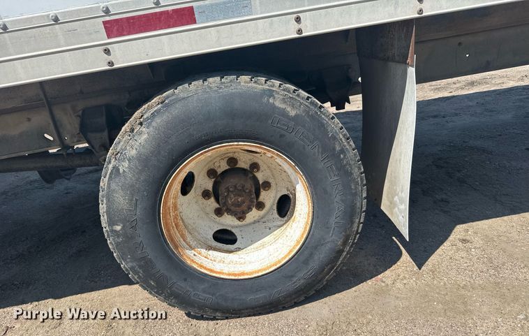 image for item EG6580 1991 Ford F700 box truck