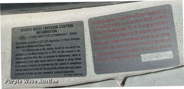 image for item EG6580 1991 Ford F700 box truck