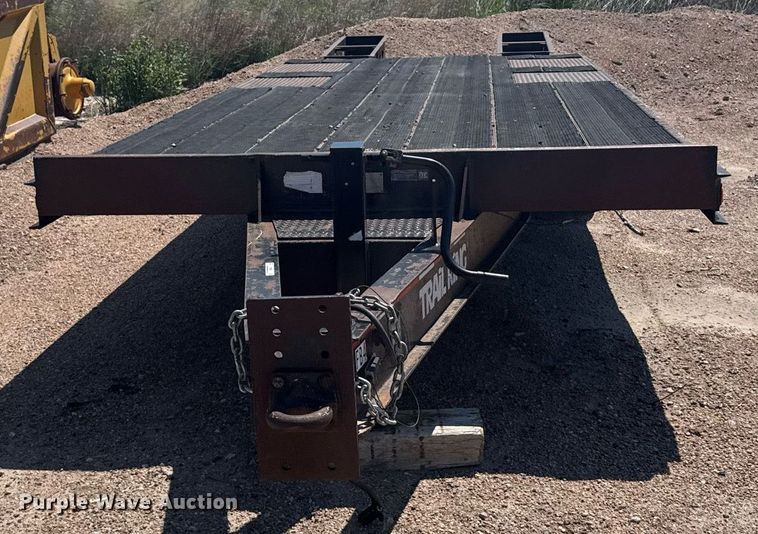 image for item EG6581 2002 Trail King equipment trailer