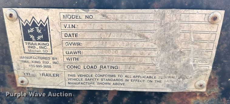 image for item EG6581 2002 Trail King equipment trailer