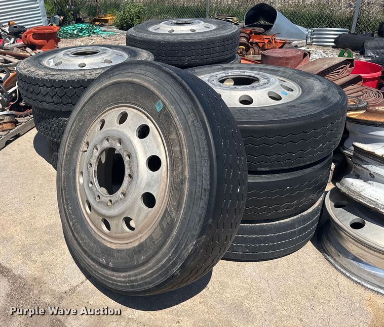image for item EG6583 (10) 11R24.5 tires and wheels