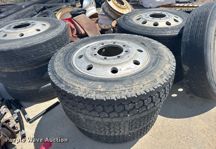 image for item EG6583 (10) 11R24.5 tires and wheels