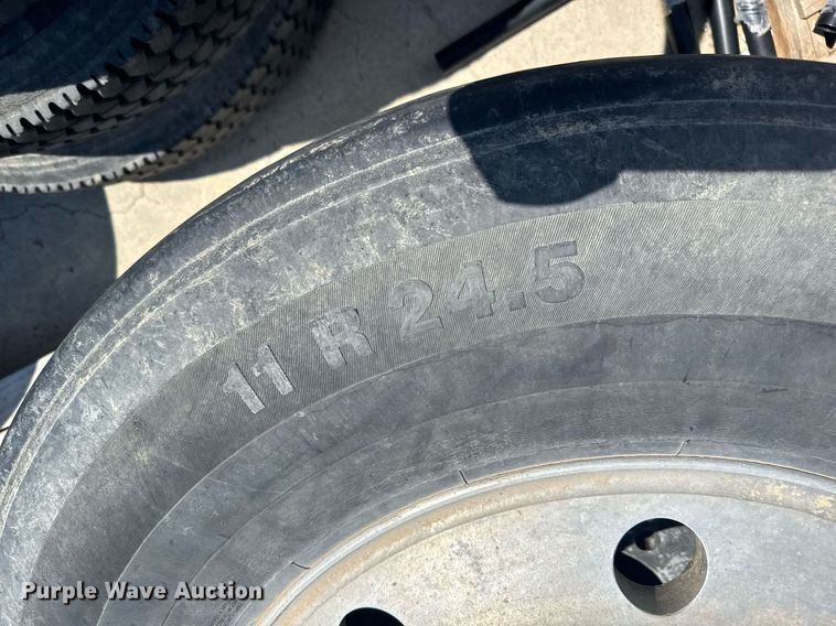 image for item EG6583 (10) 11R24.5 tires and wheels