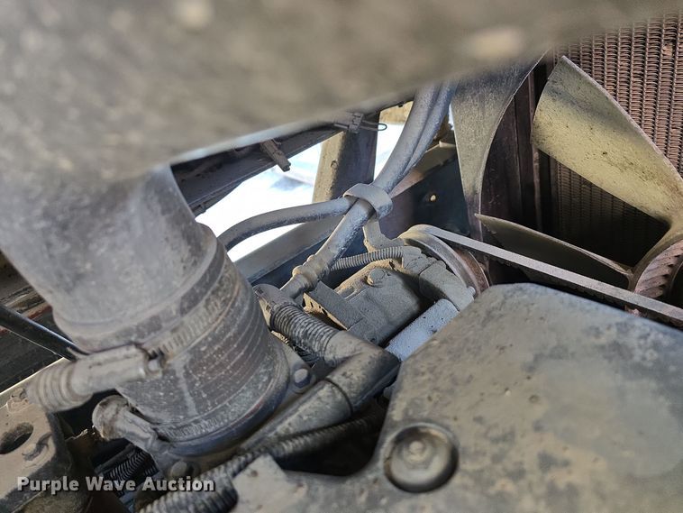 image for item EH8811 2011 Cargotec Solutions LLC 4x2 yard truck