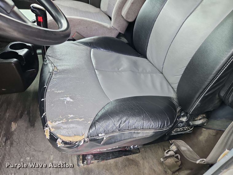 image for item EJ0008 2014 Kenworth T660 semi truck