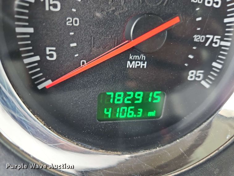 image for item EJ0008 2014 Kenworth T660 semi truck