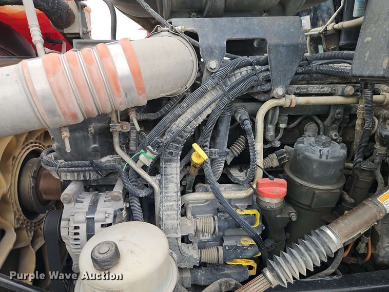 image for item EJ0008 2014 Kenworth T660 semi truck