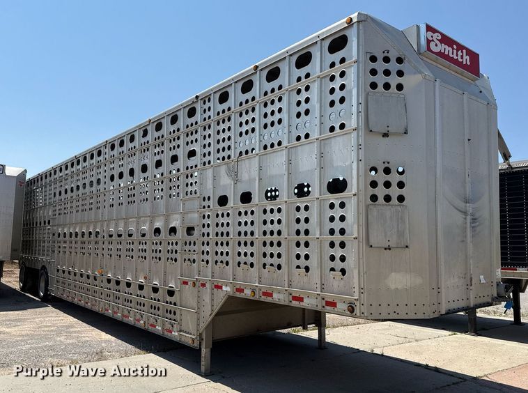 image for item EJ4688 2005 Merritt  livestock trailer