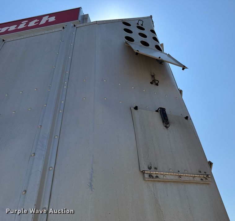 image for item EJ4688 2005 Merritt  livestock trailer