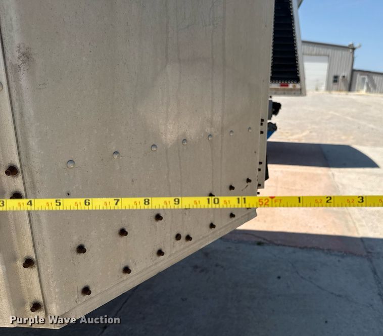 image for item EJ4688 2005 Merritt  livestock trailer