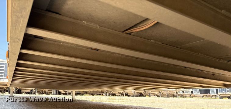 image for item EJ4688 2005 Merritt  livestock trailer