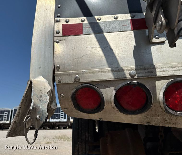 image for item EJ4689 2025 Wilson DWH-750CB grain trailer