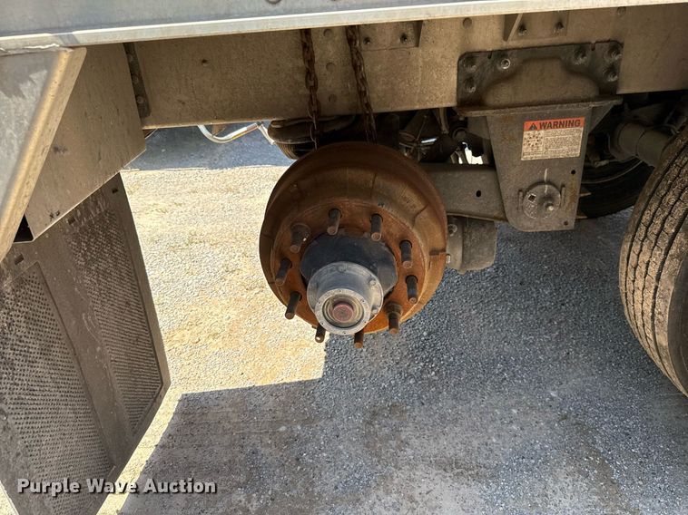 image for item EJ4689 2025 Wilson DWH-750CB grain trailer