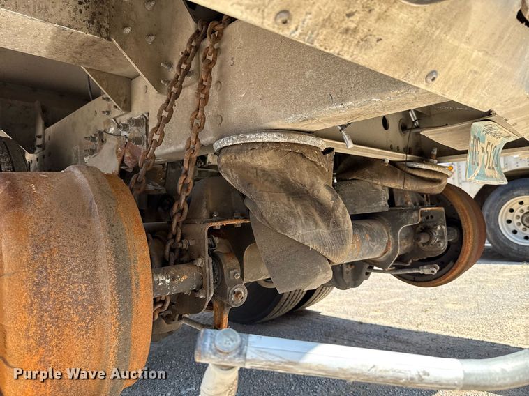 image for item EJ4689 2025 Wilson DWH-750CB grain trailer