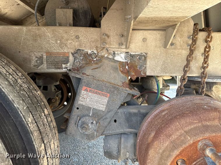 image for item EJ4689 2025 Wilson DWH-750CB grain trailer