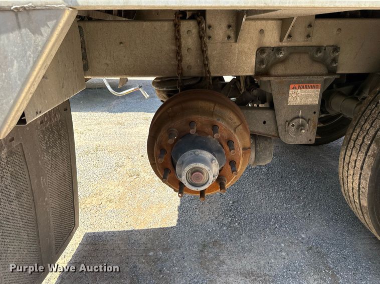 image for item EJ4689 2025 Wilson DWH-750CB grain trailer