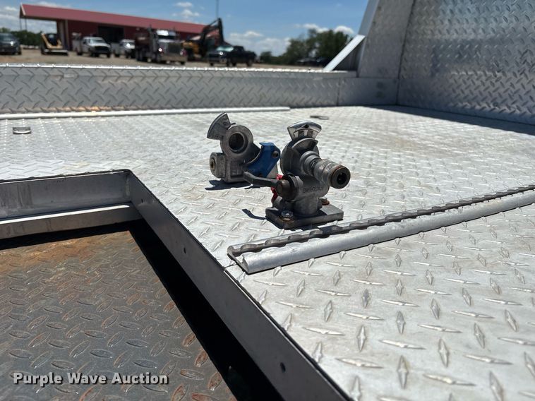 image for item EM2590 2003 Ford F750 flatbed truck