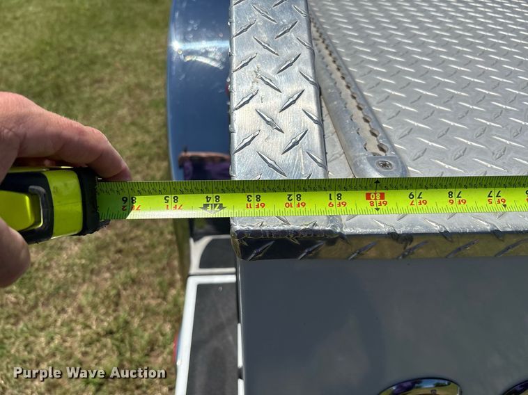 image for item EM2590 2003 Ford F750 flatbed truck