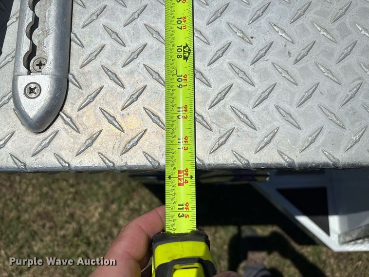 image for item EM2590 2003 Ford F750 flatbed truck