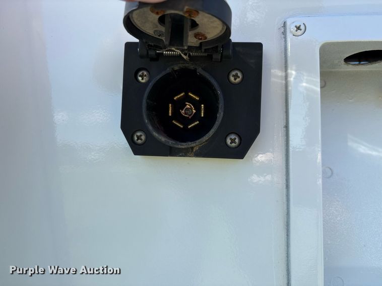 image for item EM2590 2003 Ford F750 flatbed truck