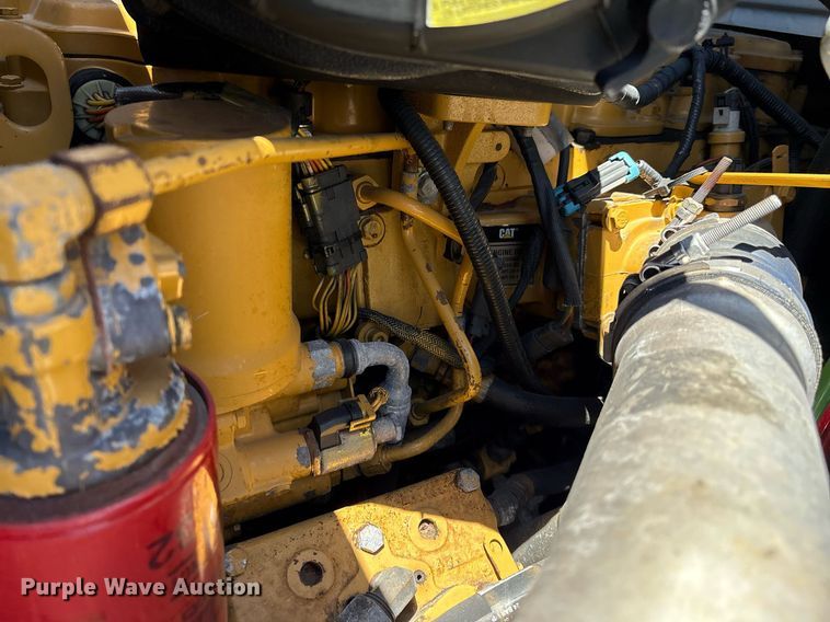 image for item EM2590 2003 Ford F750 flatbed truck