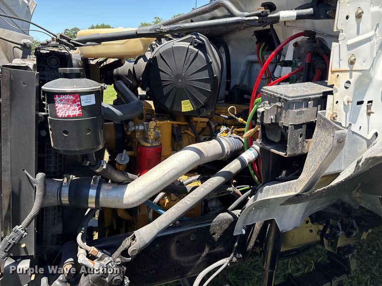 image for item EM2590 2003 Ford F750 flatbed truck