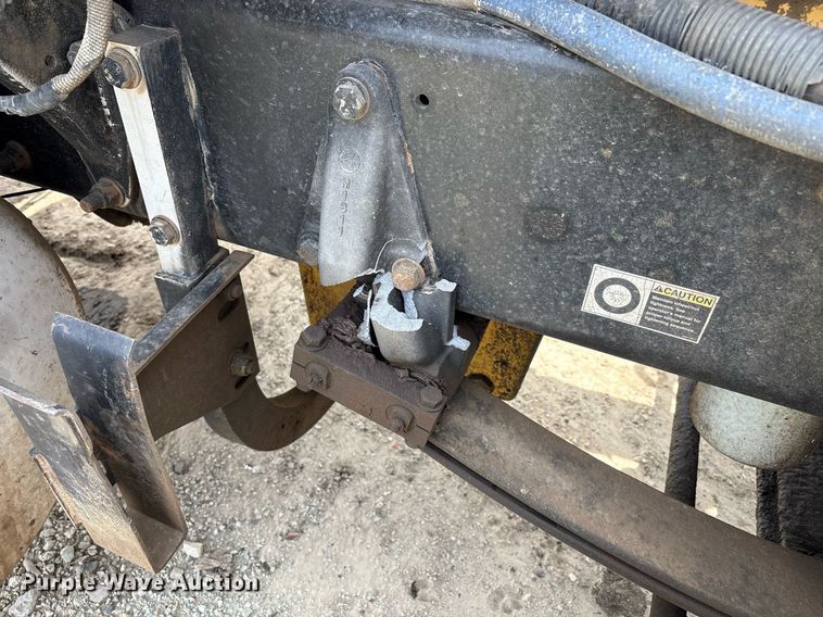 image for item EM2628 2005 Peterbilt 378 semi truck