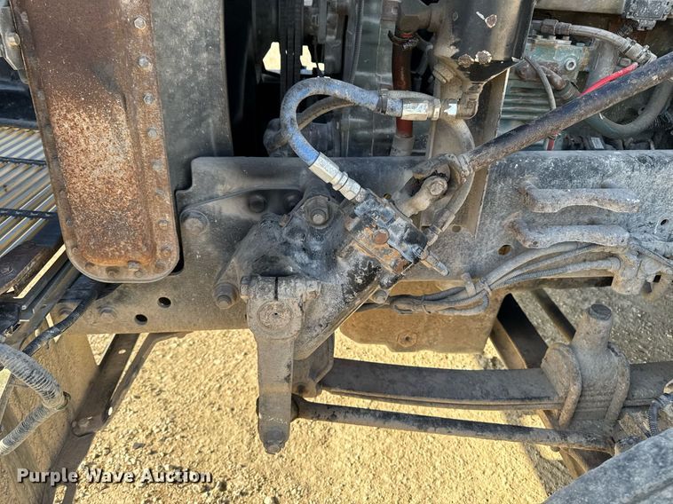 image for item EM3574 1995 Freightliner FLD120 semi truck