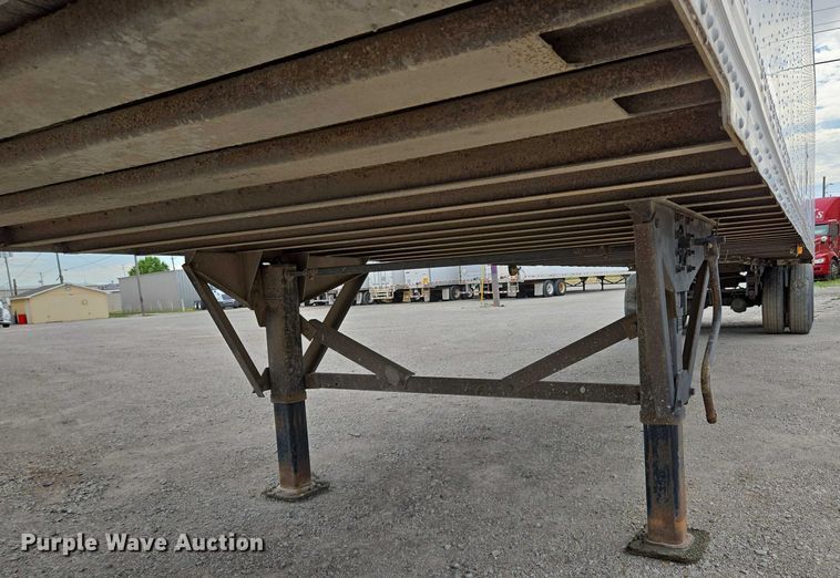 image for item EM7361 2000 Strick Commercial Trailer dry van trailer