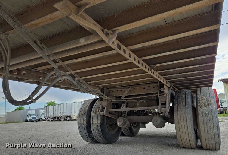 image for item EM7361 2000 Strick Commercial Trailer dry van trailer