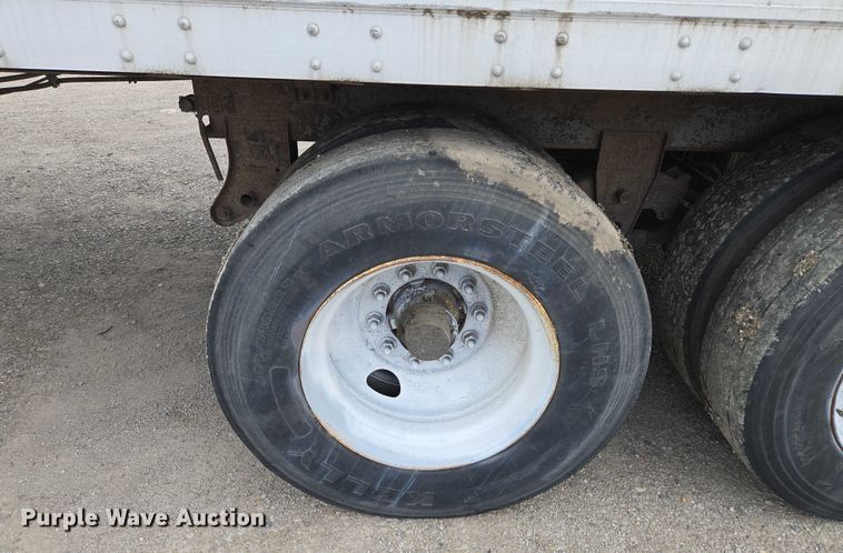 image for item EM7361 2000 Strick Commercial Trailer dry van trailer