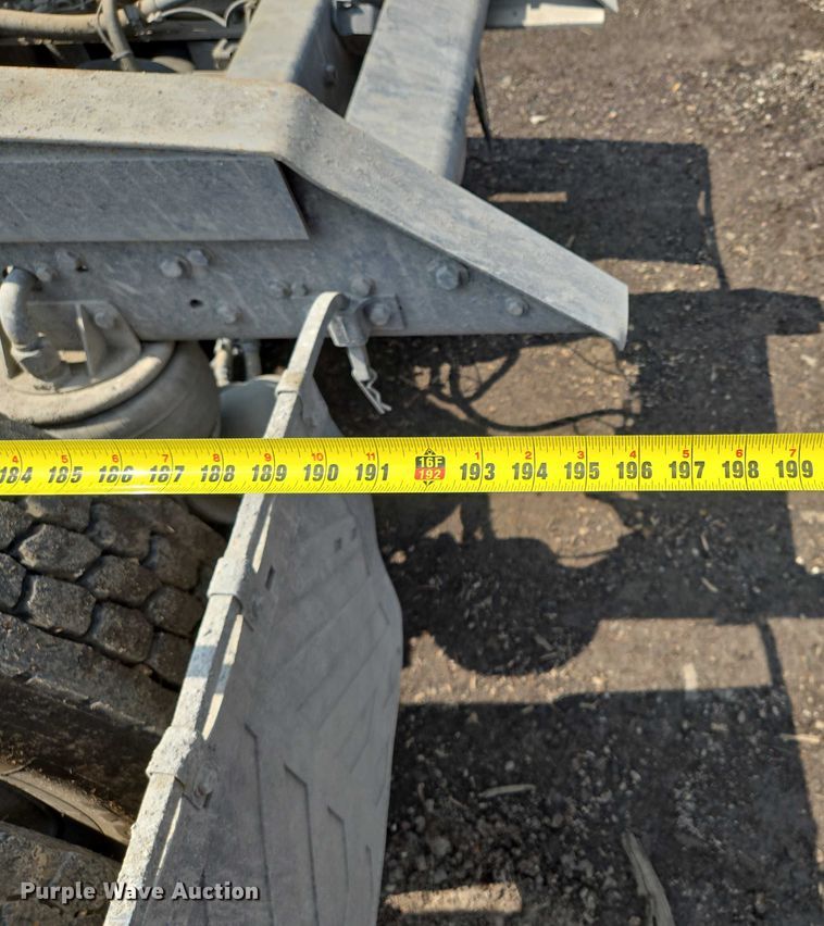 image for item EM7477 2001 Kenworth W900B semi truck