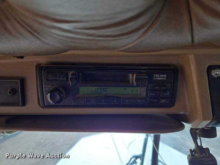 image for item EM7477 2001 Kenworth W900B semi truck