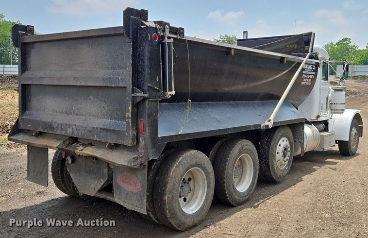 image for item EM7478 1998 Peterbilt 379 dump truck