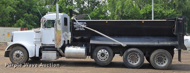 image for item EM7478 1998 Peterbilt 379 dump truck