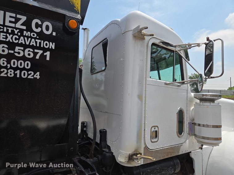 image for item EM7478 1998 Peterbilt 379 dump truck