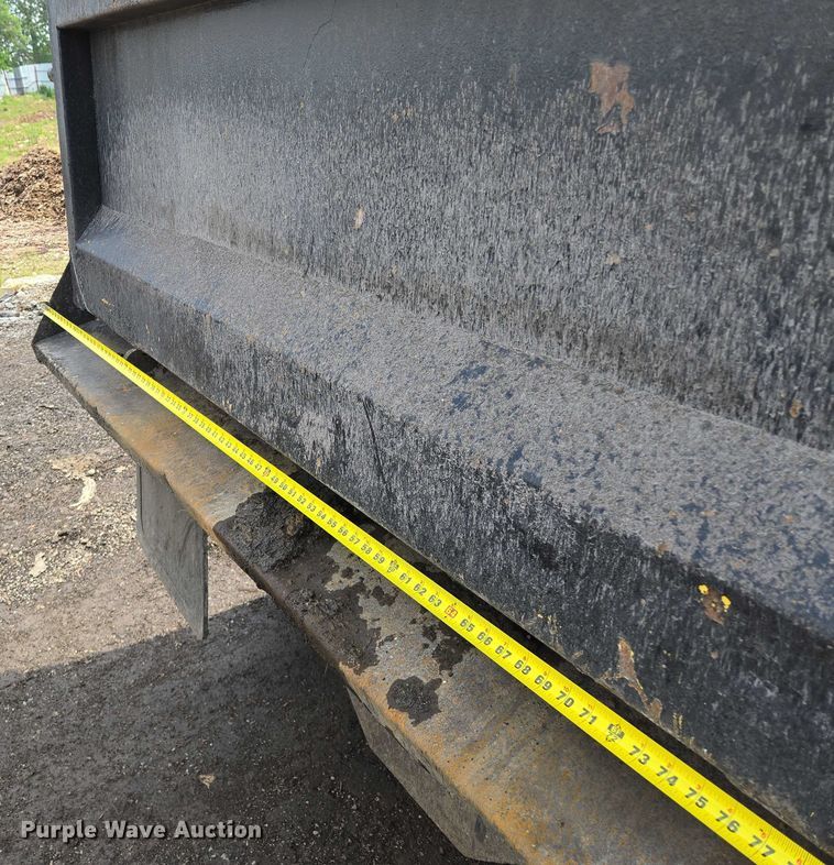 image for item EM7478 1998 Peterbilt 379 dump truck