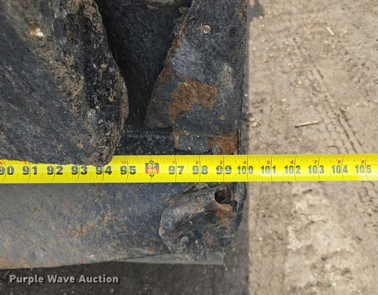 image for item EM7478 1998 Peterbilt 379 dump truck