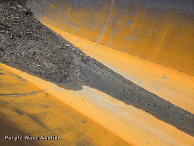 image for item EM7478 1998 Peterbilt 379 dump truck