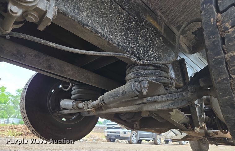 image for item EM7478 1998 Peterbilt 379 dump truck