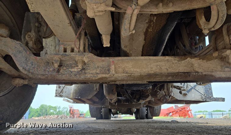 image for item EM7478 1998 Peterbilt 379 dump truck