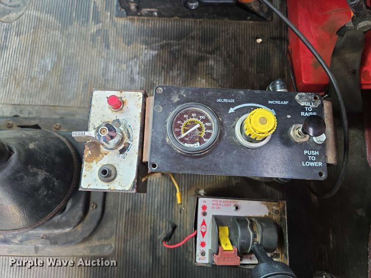 image for item EM7478 1998 Peterbilt 379 dump truck