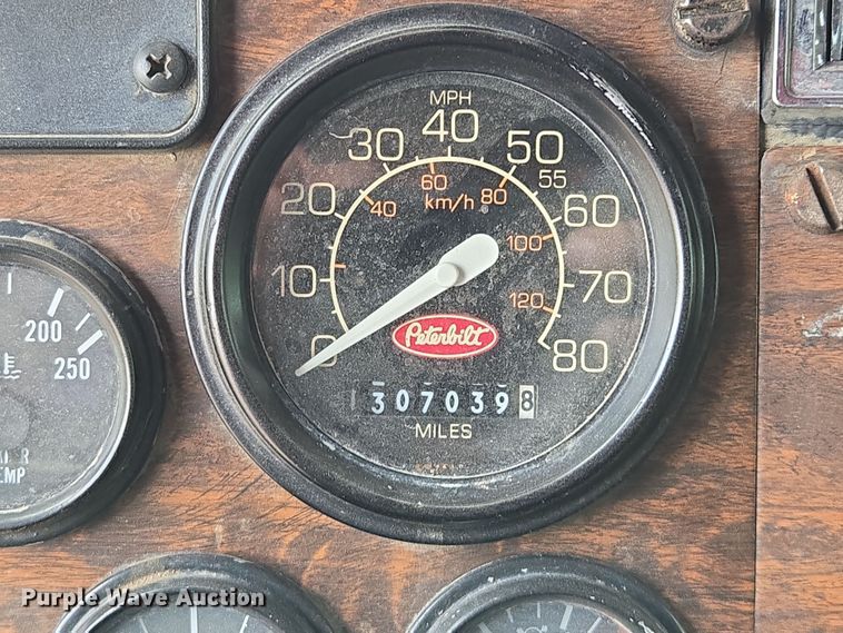 image for item EM7478 1998 Peterbilt 379 dump truck