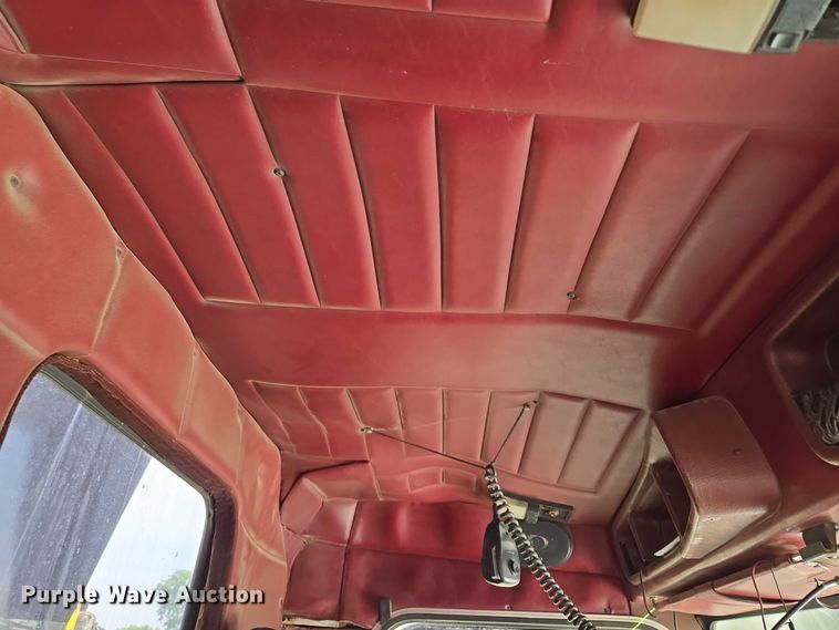 image for item EM7478 1998 Peterbilt 379 dump truck