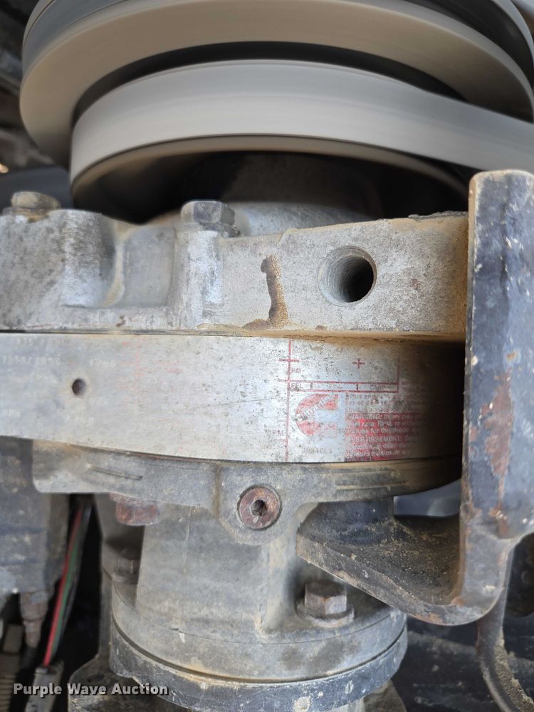 image for item EM7478 1998 Peterbilt 379 dump truck