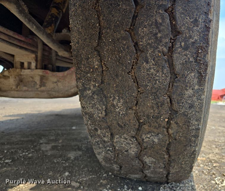 image for item EM7478 1998 Peterbilt 379 dump truck