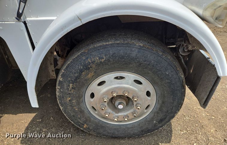 image for item EM7478 1998 Peterbilt 379 dump truck