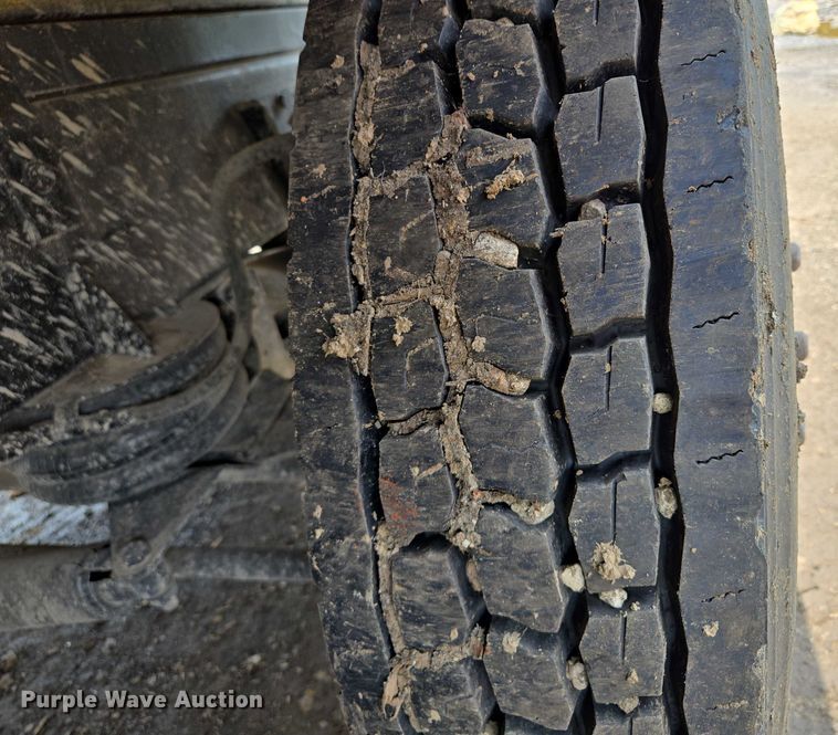 image for item EM7478 1998 Peterbilt 379 dump truck