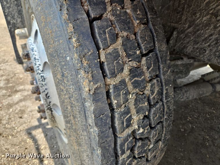 image for item EM7478 1998 Peterbilt 379 dump truck