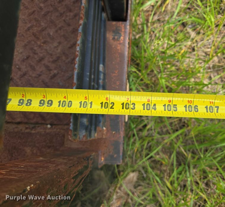 image for item EM7482 Knapheide PCHWT 283B flatbed 